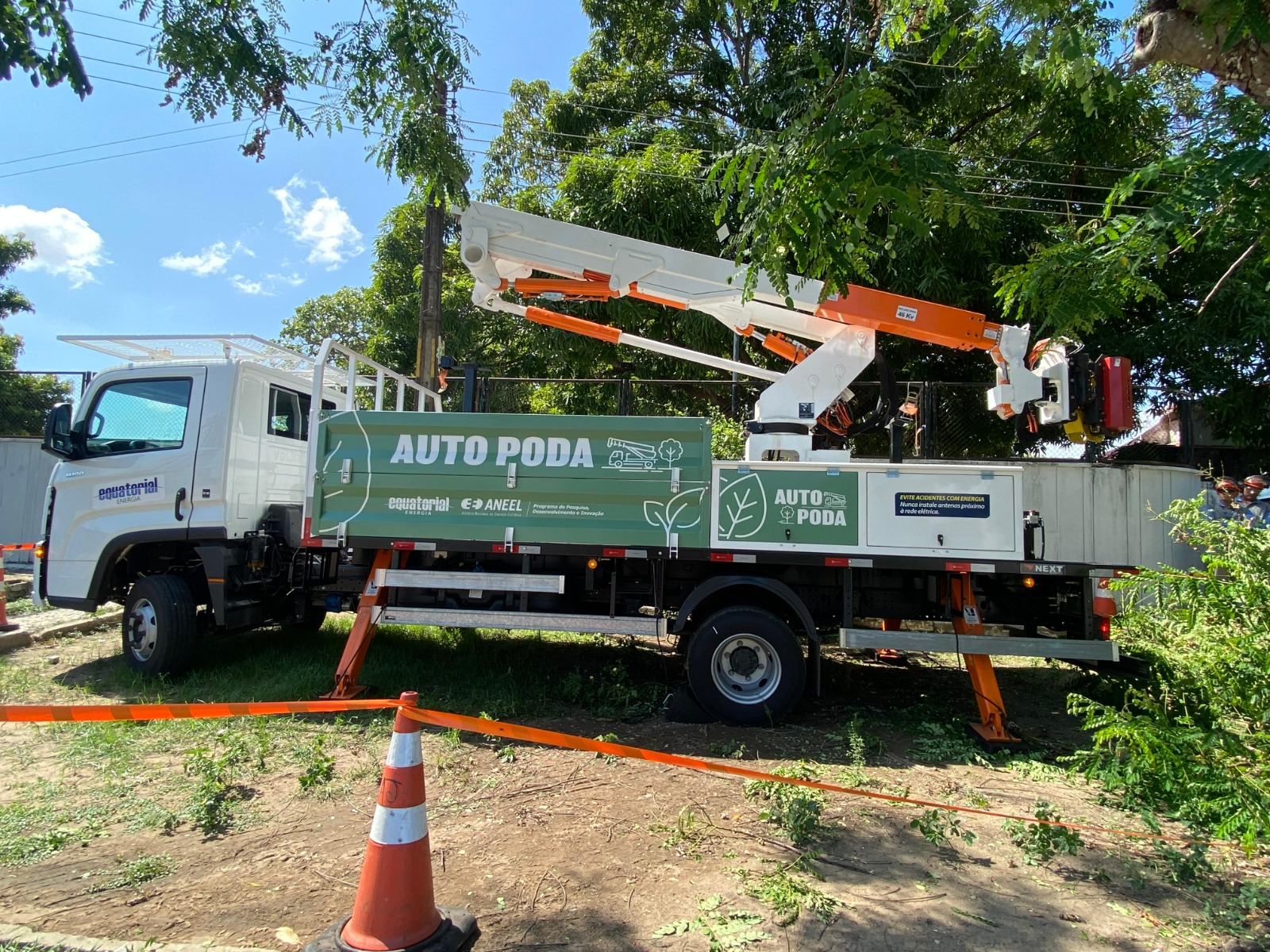 Caminhão de poda