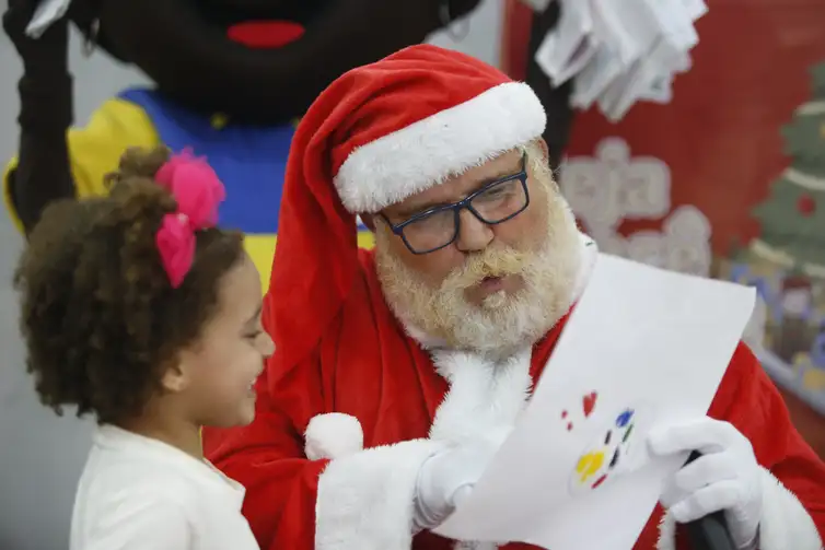 Campanha Papai Noel dos Correios será lançada no Piauí nesta terça-feira, às 10h, na CEMEI Santa Maria da Codipi