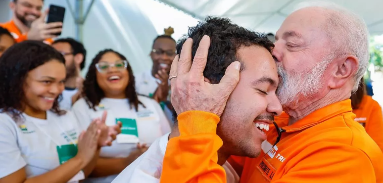 Presidenet Lula durante evento de anúncio de investimentos da Pedrobras