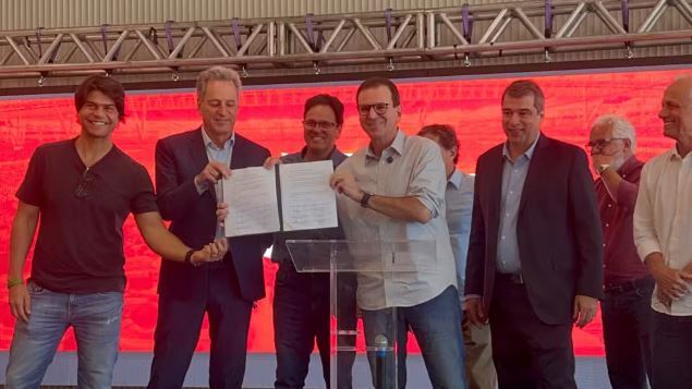 Landim e Eduardo Paes assinam termo de compromisso para potencial construtivo da Gávea