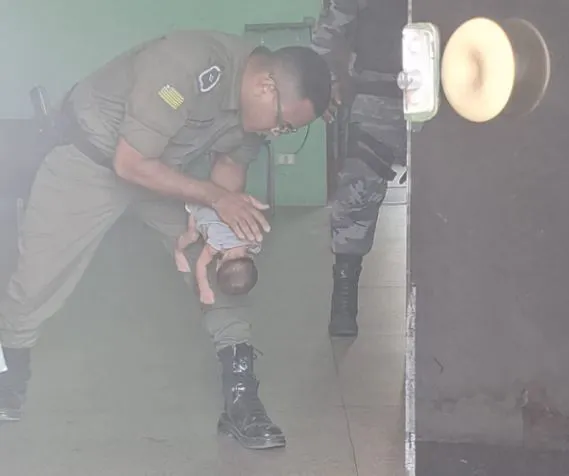 Policial militar aplicou técnica de desobstrução e conseguiu reverter quadro de engasgo