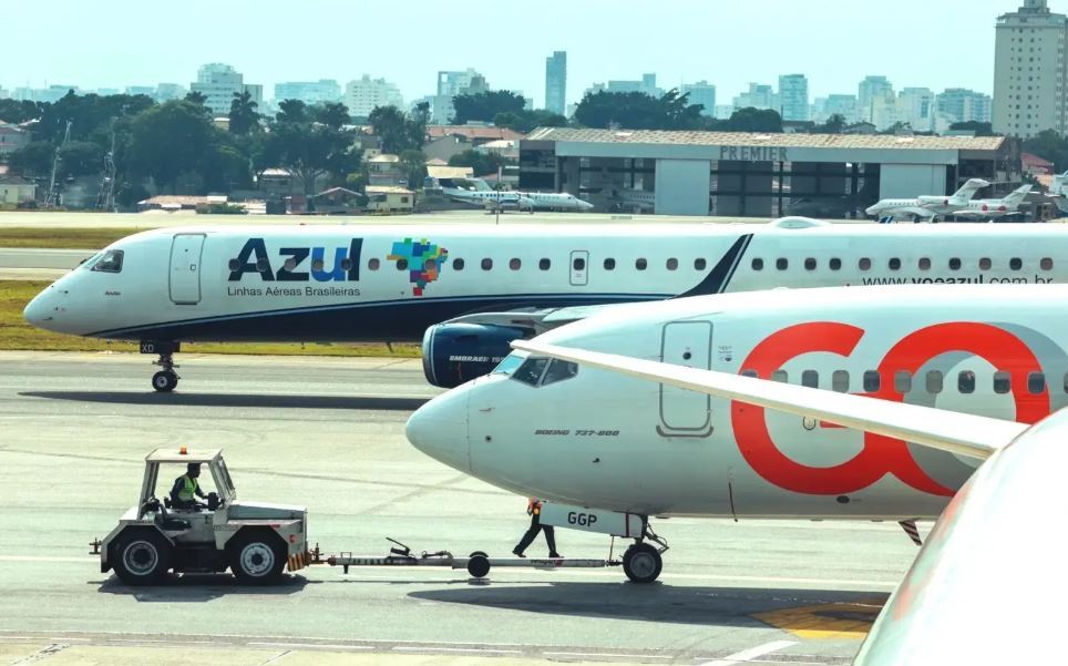 Aeronaves da Azul e Gol: companhias firmaram acordo para fusão das empresas