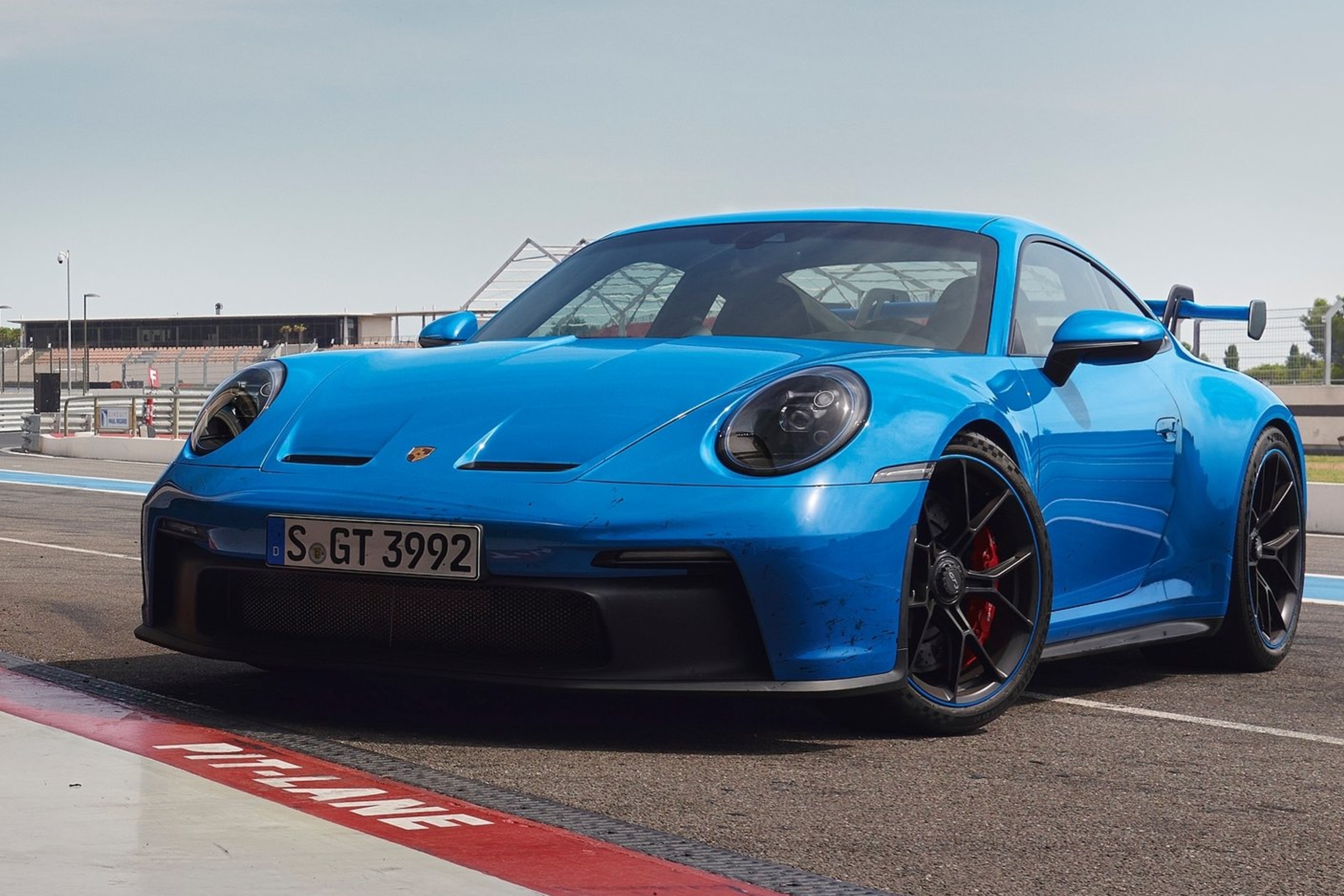 Porsche 911 GT3 completa 20 anos como um carro de corrida para as ruas