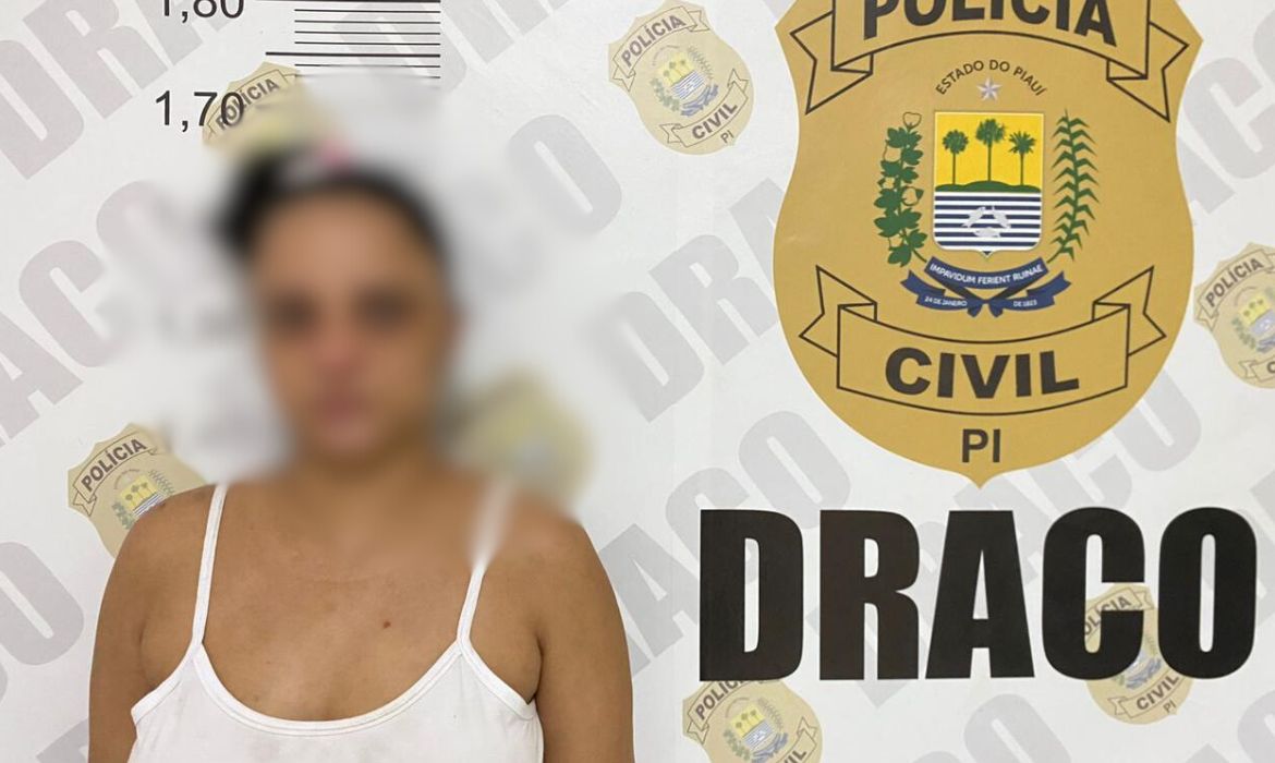 A mulher usava a filha de 16 anos para ajudar nos golpes contra os lojistas