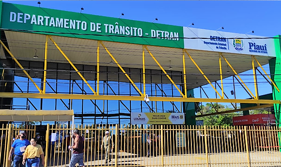 Fachada do prédio do Detran -Piauí