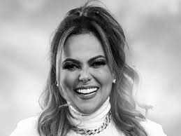 Vanessa Rios morre aos 42 anos vítima de câncer