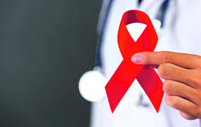 Campanha Dezembro Vermelho incentiva testagem regular, a prevenção e o início imediato do tratamento