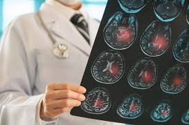 Profimed funcionaria como “uma espécie de OAB da medicina”, capaz de elevar o padrão de formação