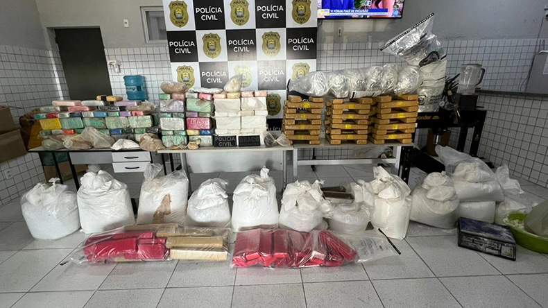 Polícia apreende mais de 700 kg de drogas pertencentes ao Comando Vermelho no Piauí