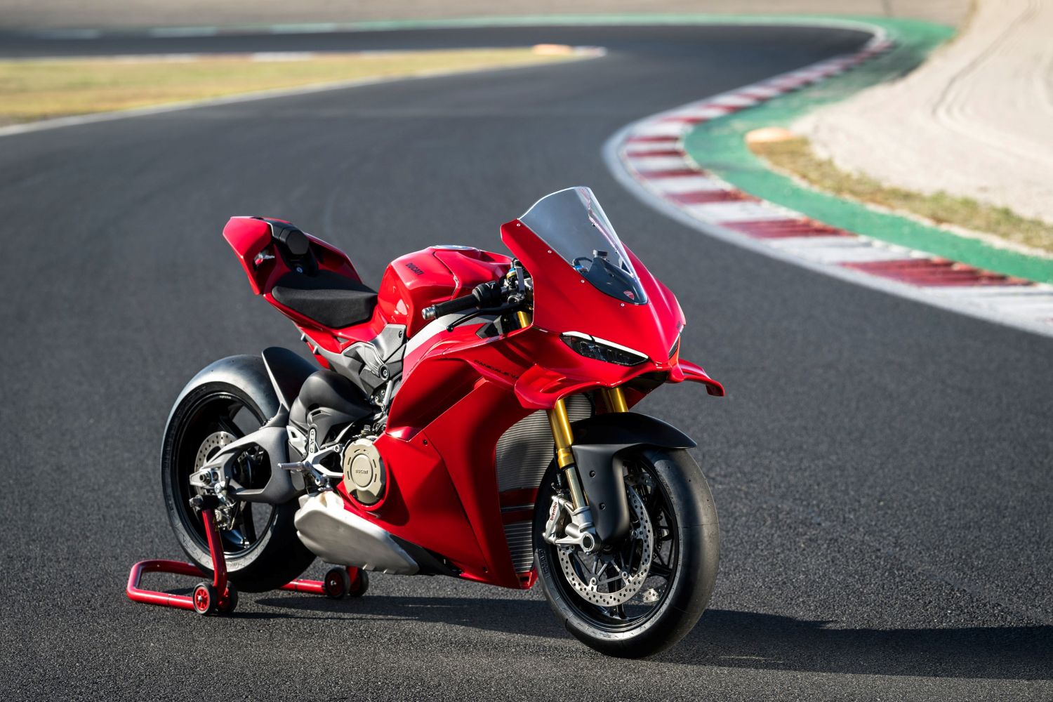 Ducati apresenta a sétima geração da Panigale V4 no Brasil