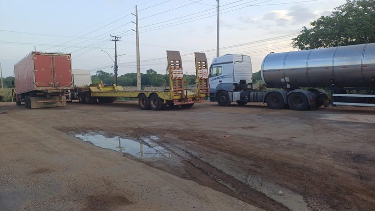 Durante a operação Rodovida, a PRF no Piauí flagra caminhoneiro dirigindo há mais de 48 horas