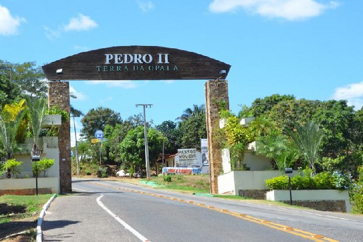 Portal de entrada da cidade de Pedro II