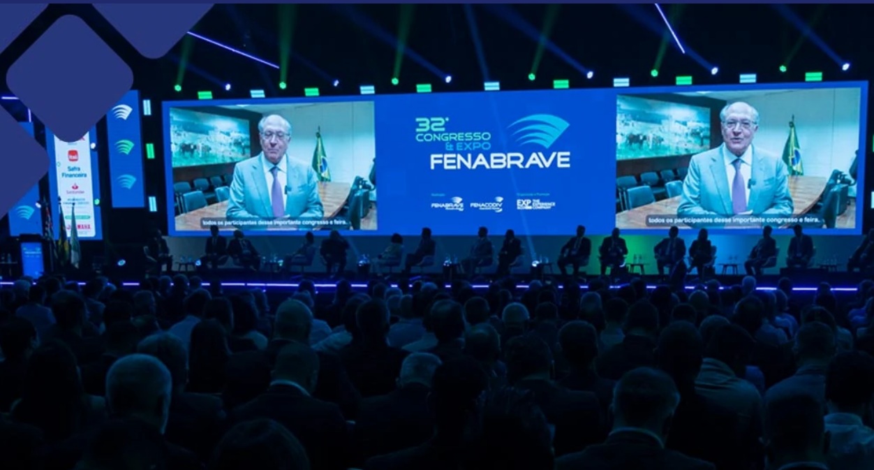 ExpoFenabrave 2025 reúne líderes para debater mobilidade