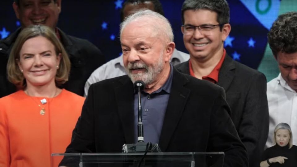 Lula em pronunciamento sobre o segundo turno