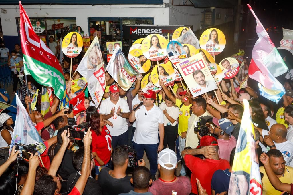 Rafael Fonteles arrasta multidão na Vila Irmã Dulce