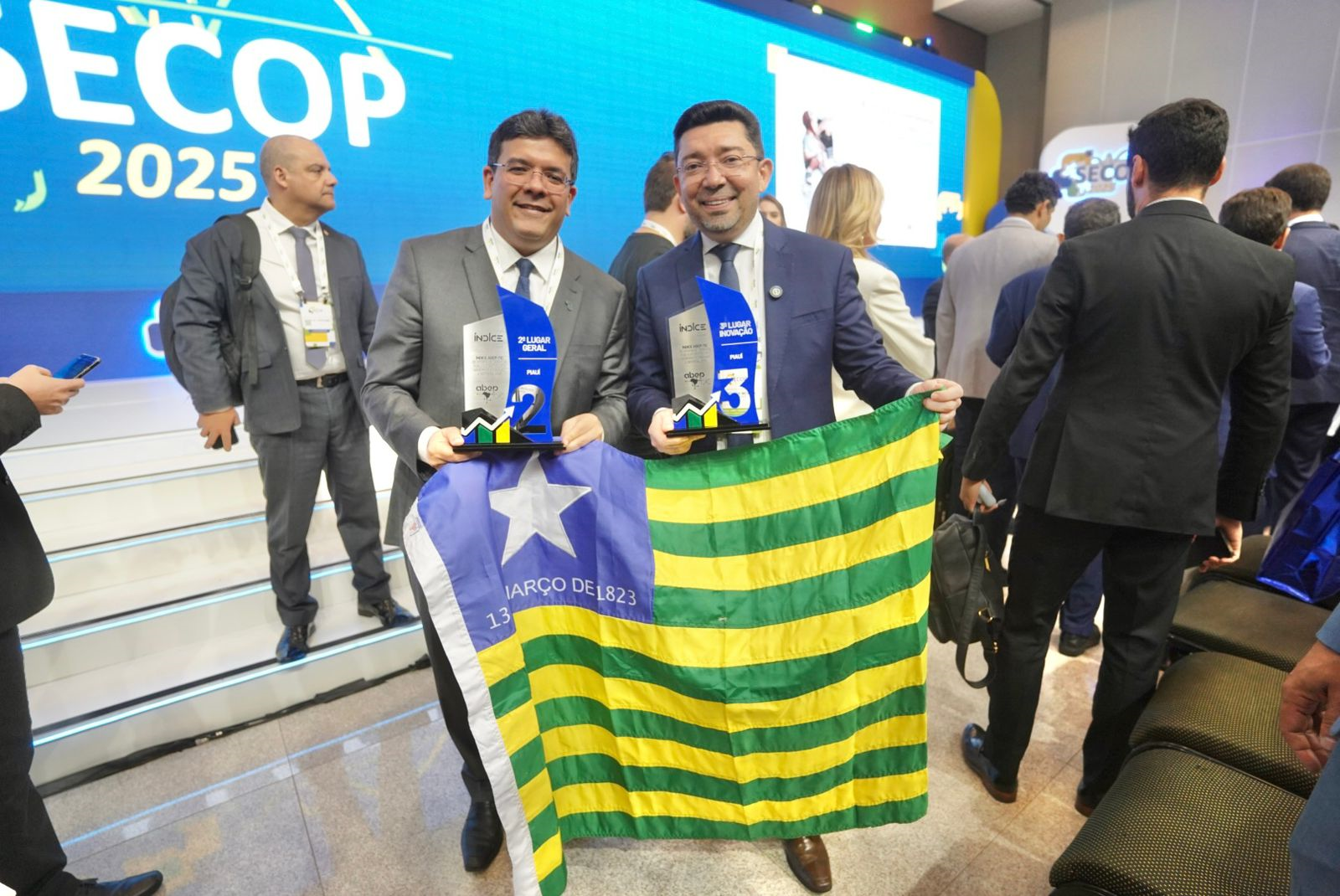 Rafael Fonteles e Ellen Gera participaram da solenidade de premiação