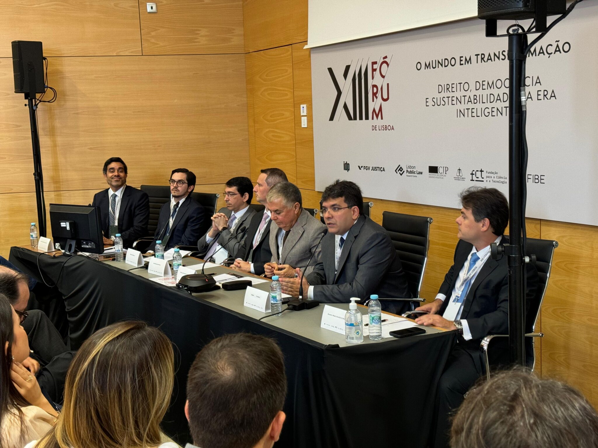 Rafael Fonteles durante fórum em Lisboa