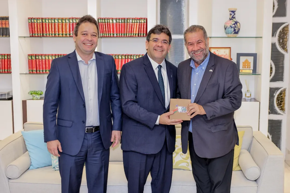 Evandro Hidd, Rafael Fonteles e Carlos Lupi