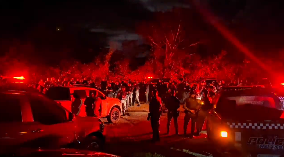 Forças de segurança do Piauí durante operação policial