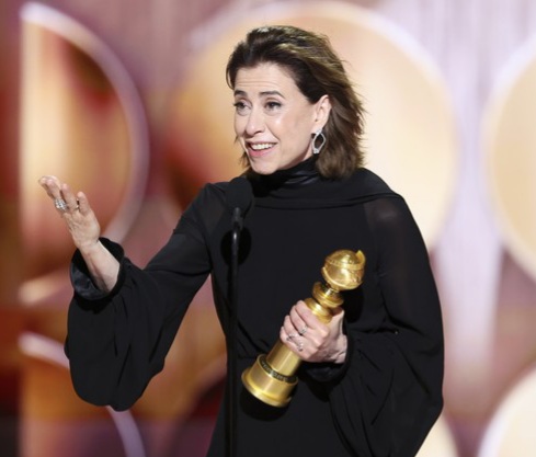 Fernanda Torres vence Globo de Ouro de 'Melhor Atriz de Drama' pelo filme Ainda Estou Aqui