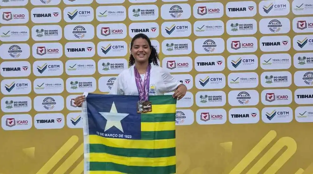 Maria Grazzyelle, de 17 anos