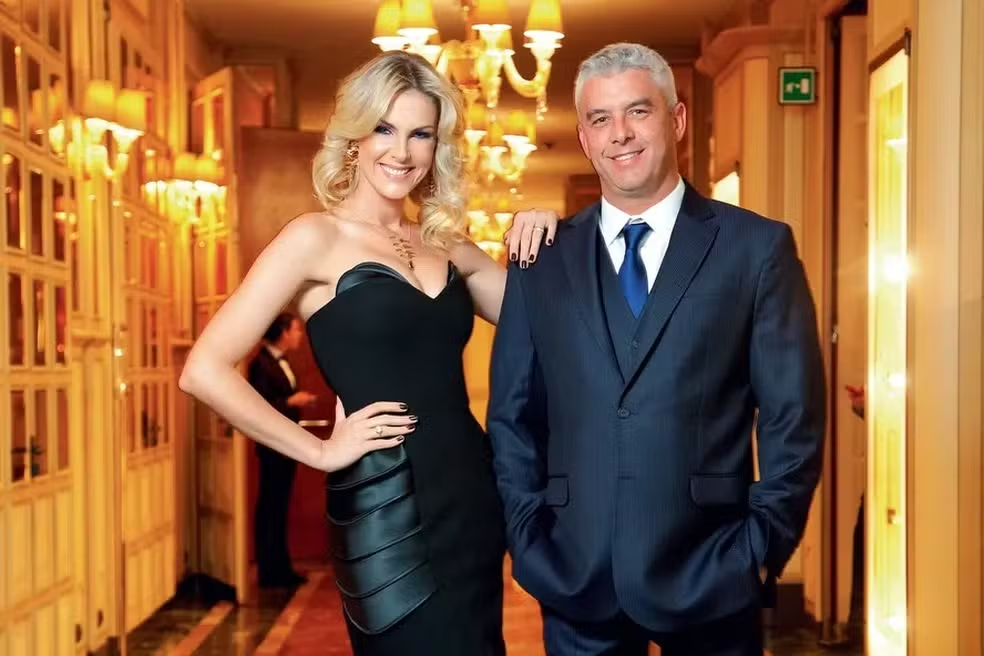 Ana Hickmann e Alexandre Bello Correa foram casados por 25 anos