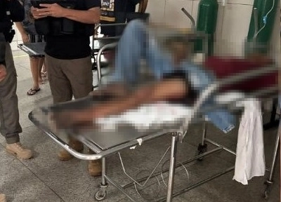 O suspeito foi levado ao hospital após ser baleado na perna