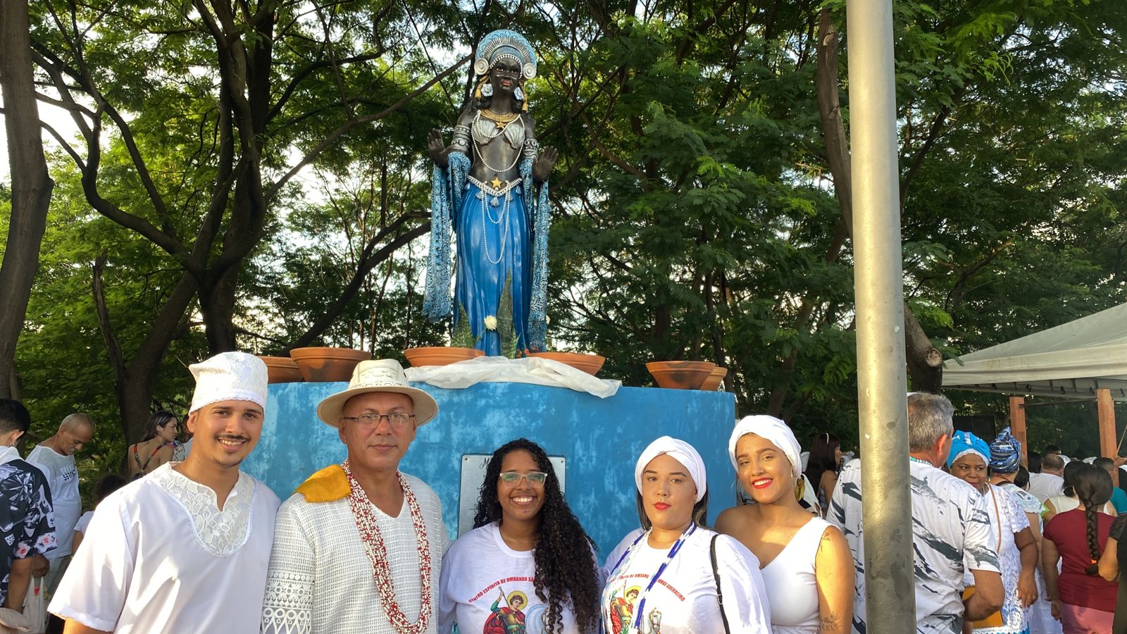 Comunidades de terreiros festejam a instalação da primeira Iemanjá negra