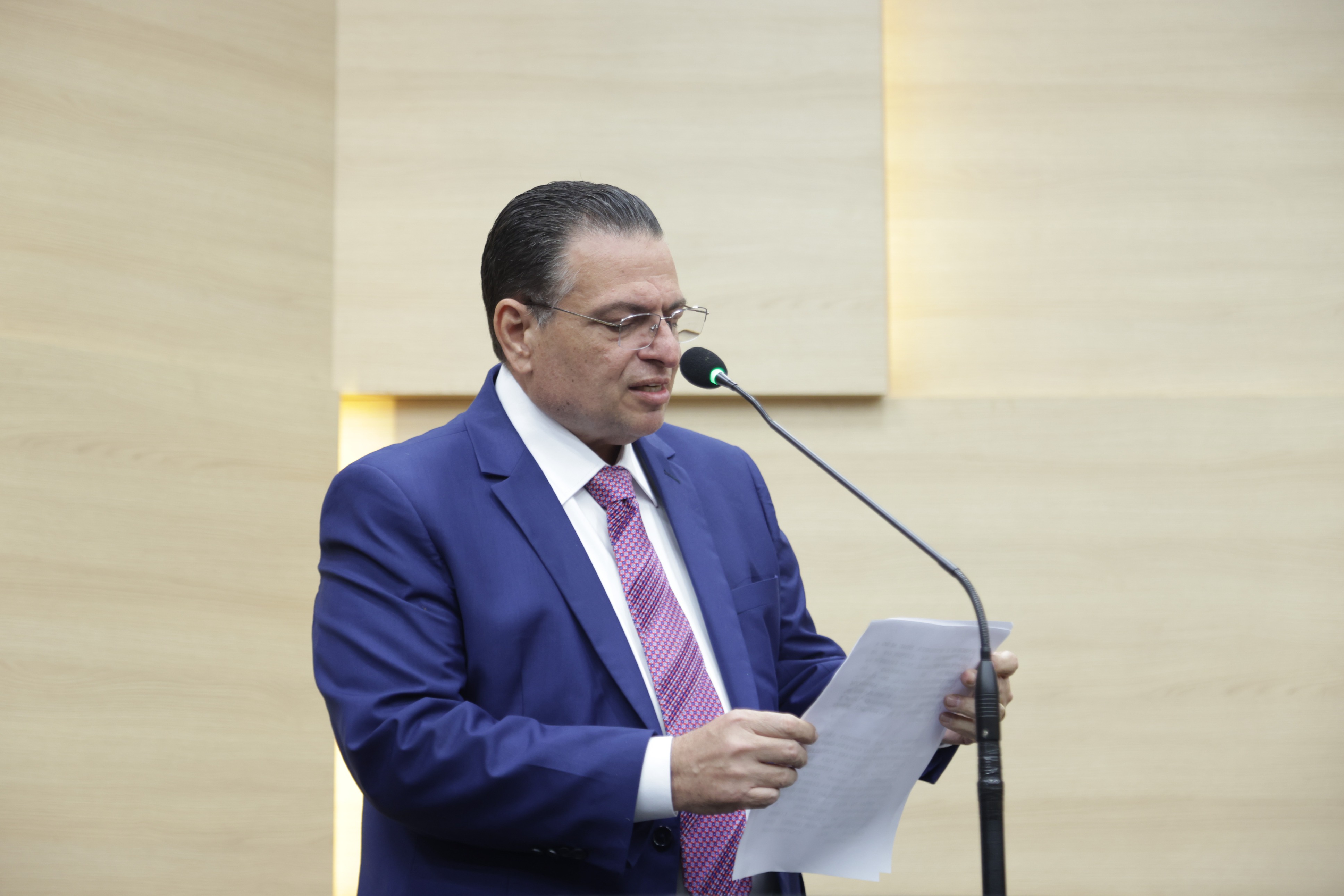 O deputado Gessivaldo Isaías usou a tribuna da Alepi para apelar que Rafael Fonteles invista na Uespi