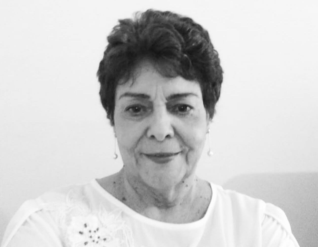 Maria das Graças Vilhena professora e poetiza teresinense