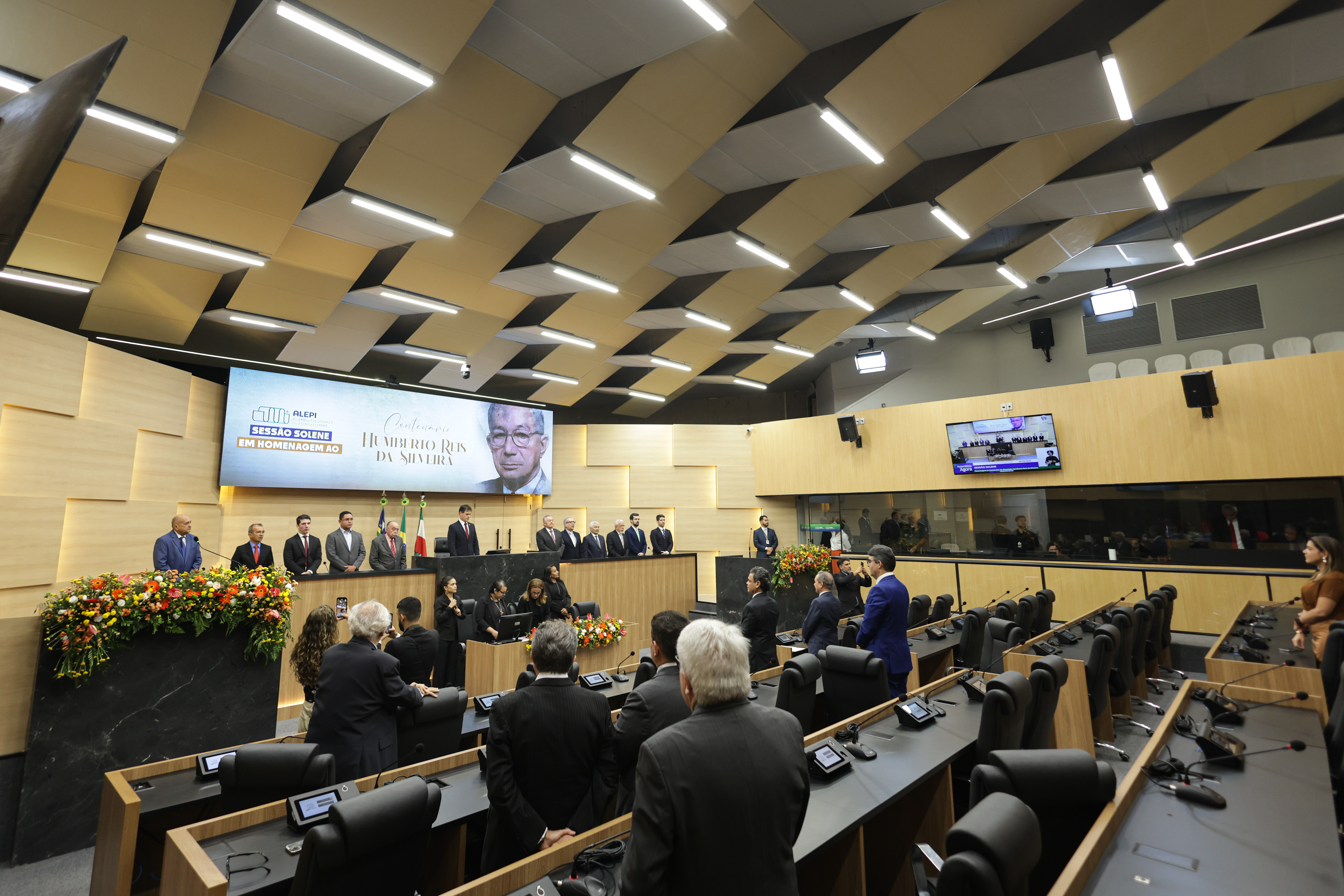 Sessão solene em homenagem ao centenário de nascimento do ex-deputado estadual Humberto Reis da Silveira
