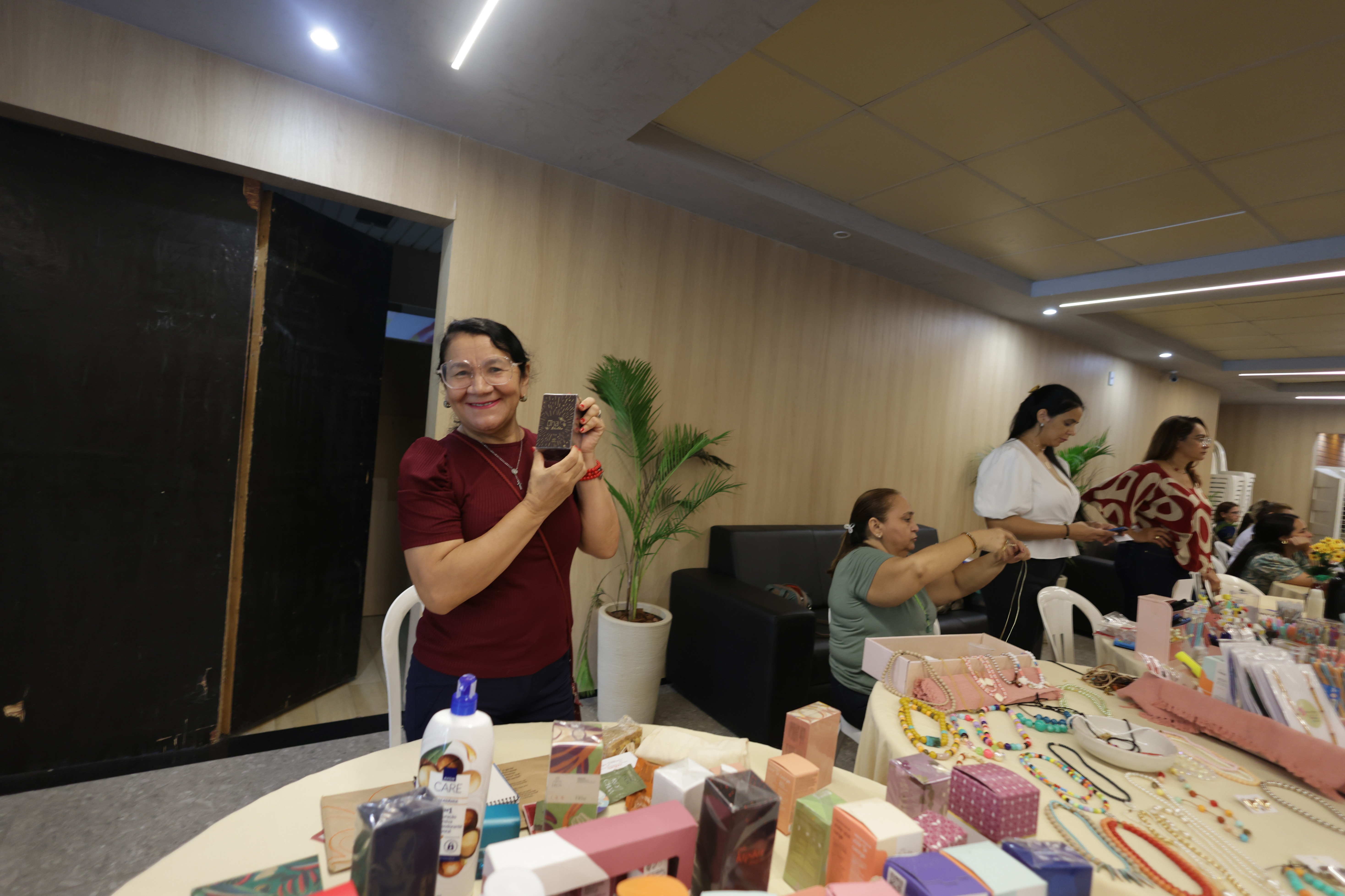Feira do Servidor acontece mensalmente na Alepi