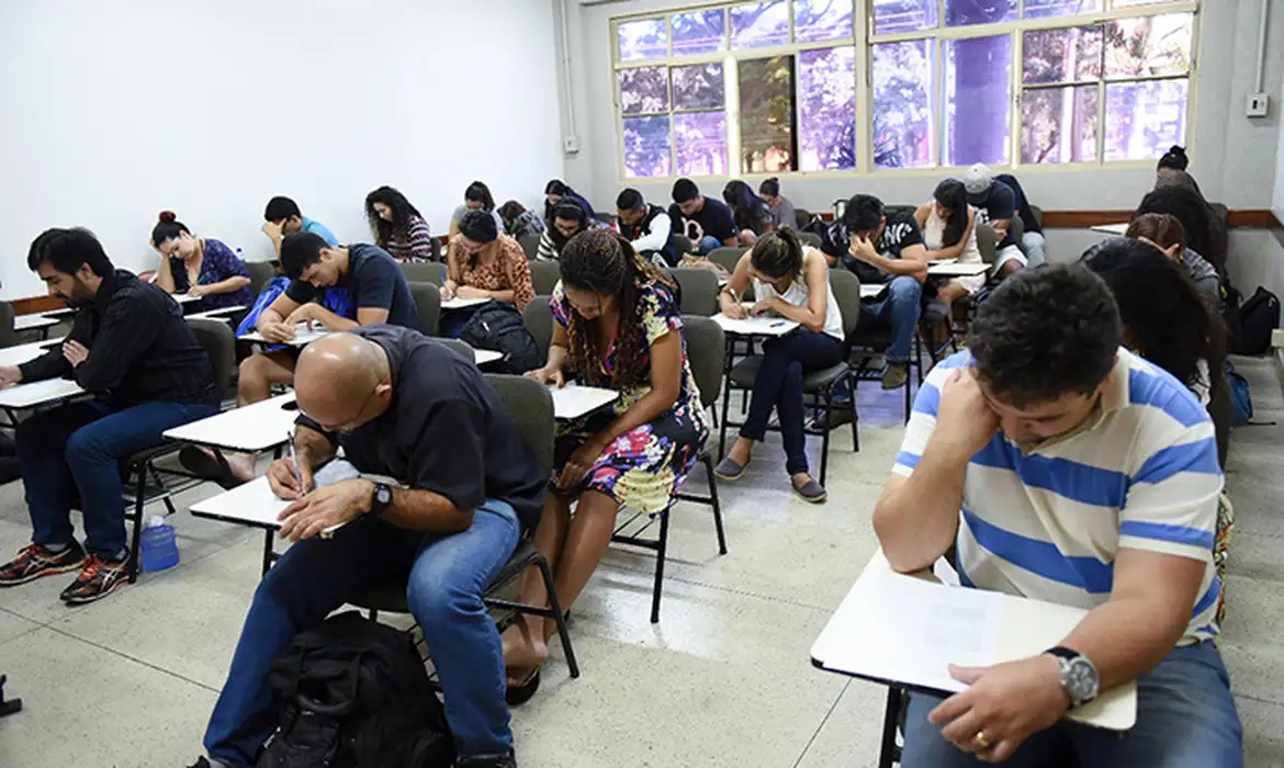 Divulgação do cartão de confirmação do Enceja