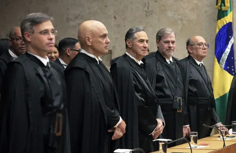 André Mendonça, Alexandre de Moraes, Roberto Barroso, Dias Toffoli e Gilmar Mendes, ministros do STF