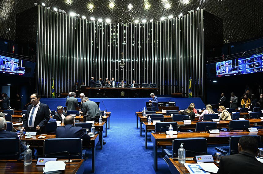 Senado aprova lei que incentiva diagnóstico de autismo em adultos e idosos