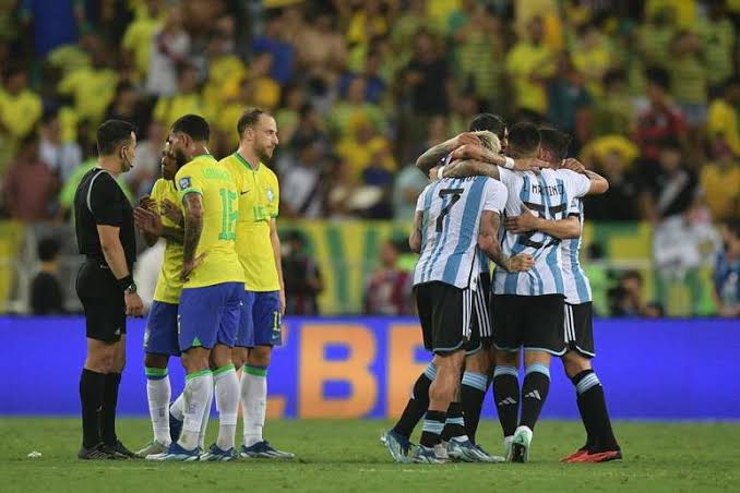 Brasil perde para Argentina