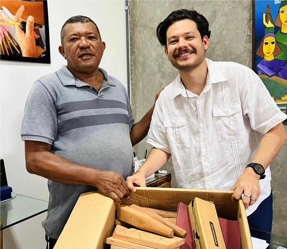 Sudarpi entregou insumos como macetas, lixas e cera para polimento das peças