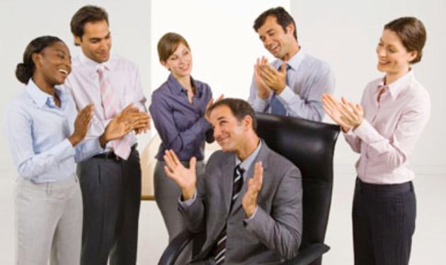 A resenha para agradar o chefe