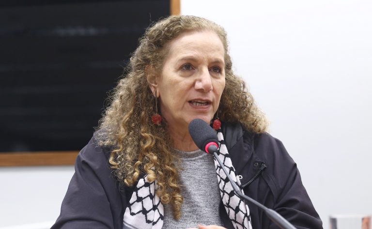 Deputada Jandira Feghali (PCdoB-RJ), autora do projeto