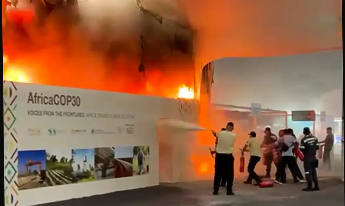 Incêndio em pavilhão do COP 30 em Belém do Pará