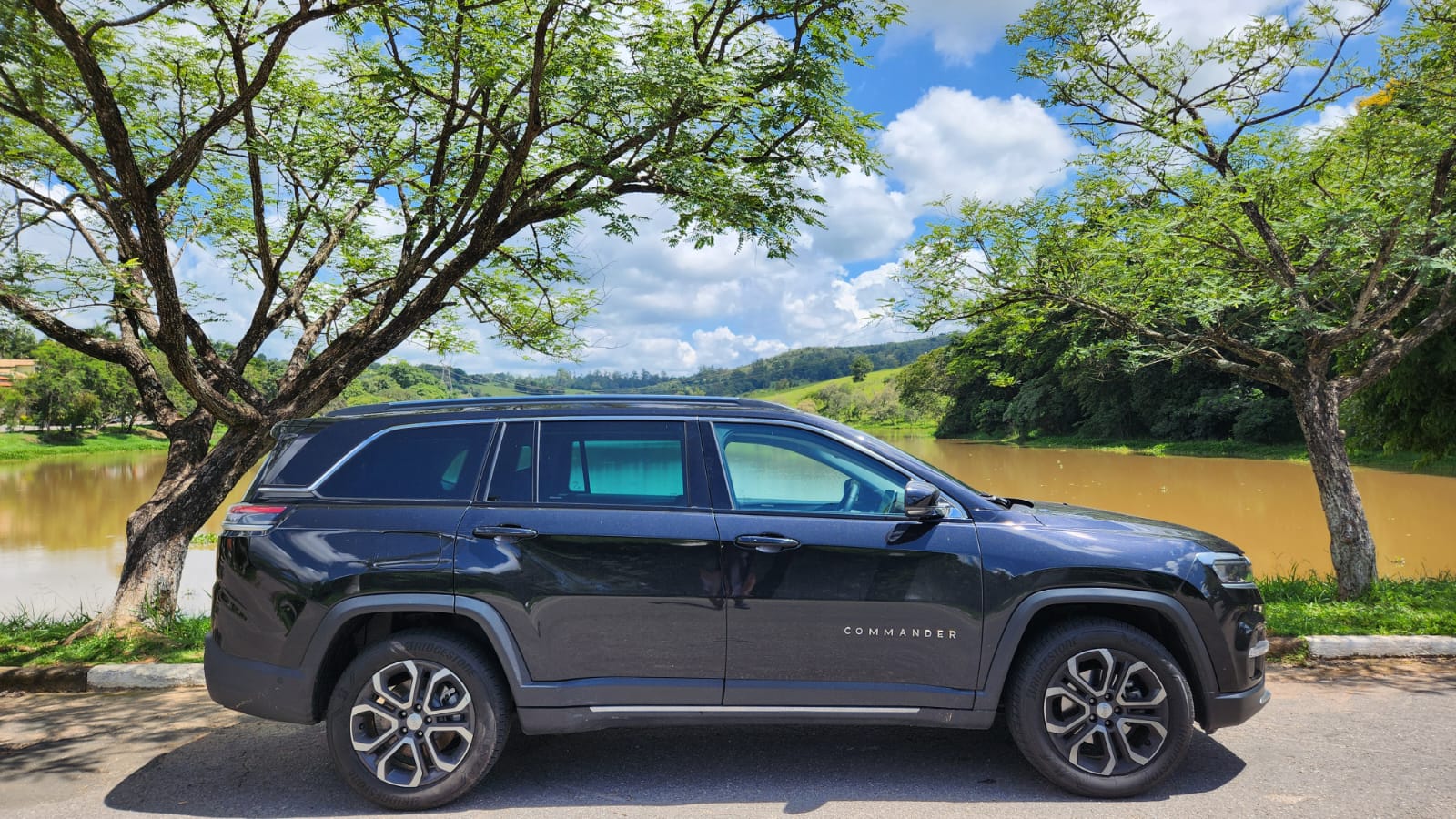 Jeep Commander chega com novo motor e mais versões na linha 2025