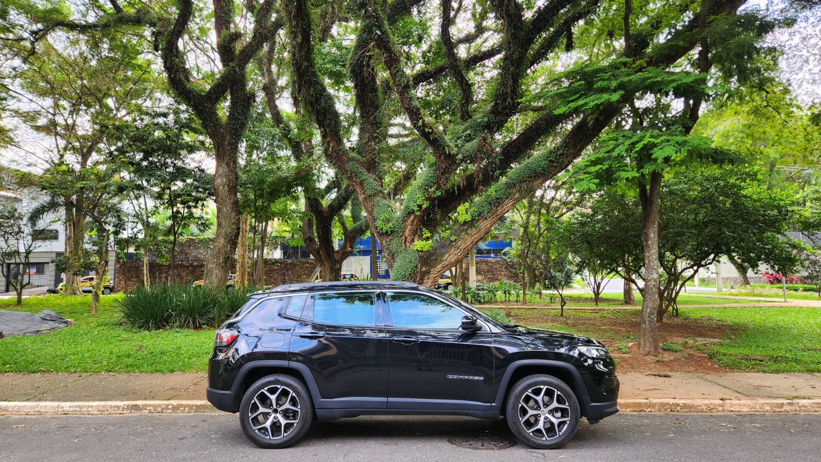 Jeep Compass 2025 consolida sua posição de destaque no mercado