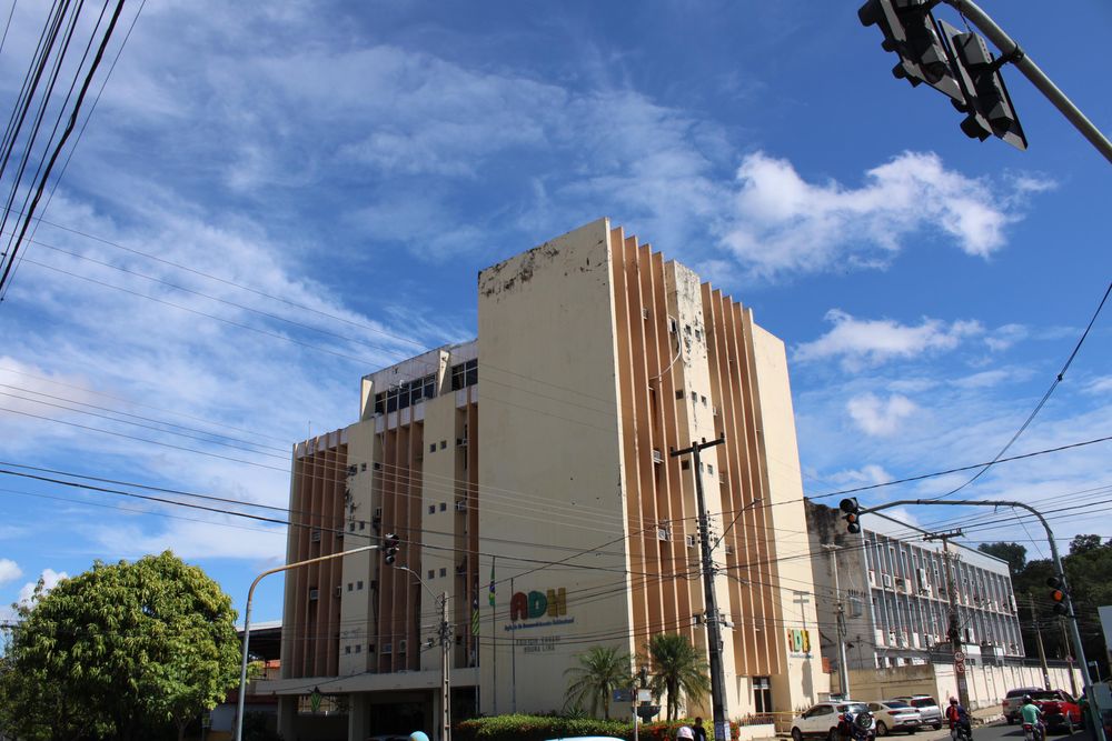 Prédio da Agência de Desenvolvimento Habitacional do Piauí
