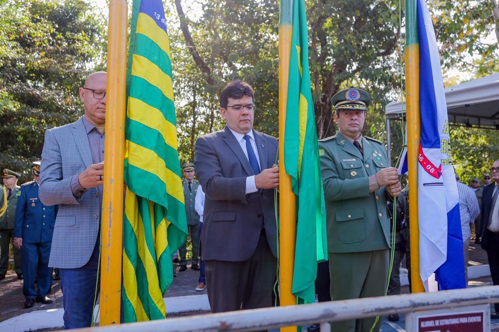 O governador Rafael Fonteles participa do desfile cívico-militar de 7 de Setembro