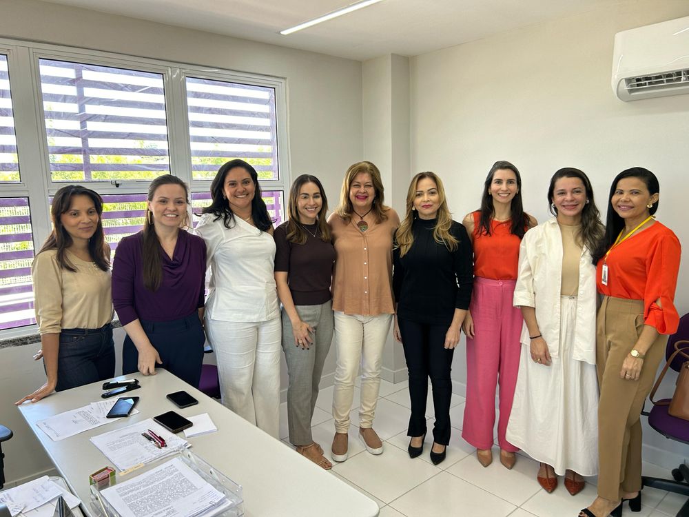 Isabel Fonteles visita a Casa da Mulher Brasileira de Teresina