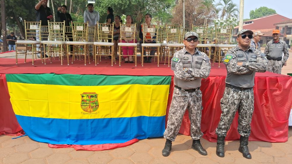 Bombeiros militares do Piauí retornam para o Brasil