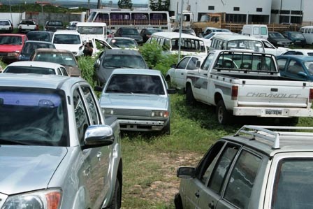 Veículos apreendidos pelo Detran-PI vão à leilão