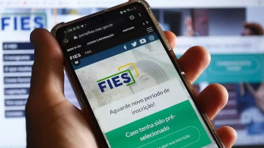 Fundo de Financiamento Estudantil (Fies)