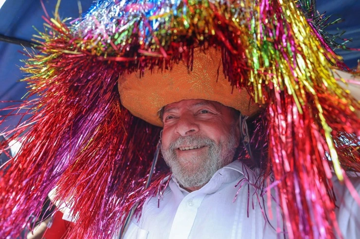 Lula será tema do desfile da Acadêmicos de Niterói em 2026, marcando estreia no Grupo Especial