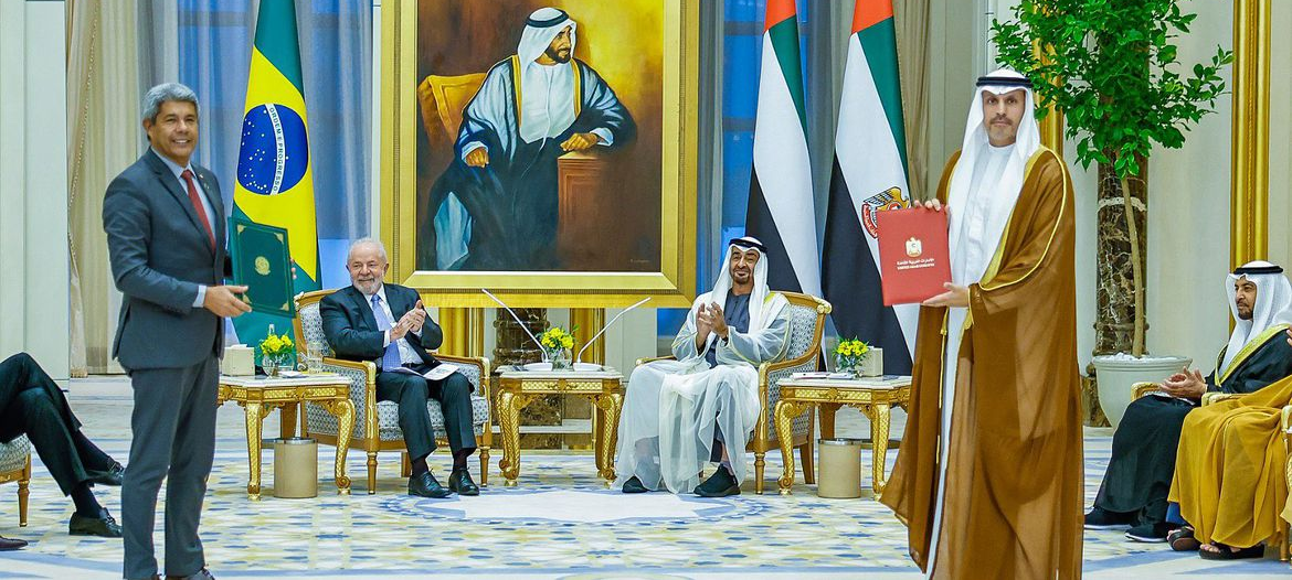 Presidente Lula e xeique Mohammed bin Zayed al-Nahyan, que é o presidente dos Emirádos Árabes